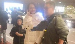 陈凯歌爆料一家三口视频,家庭生活甜蜜如蜜