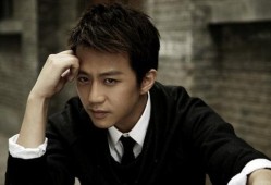 邓超的电视剧,激情燃烧的岁月，演绎人生百态