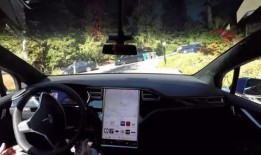 爆料自己特斯拉的视频