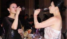 刘嘉玲爆料明星酒量视频,明星酒量大揭秘，现场视频曝光惊人真相！